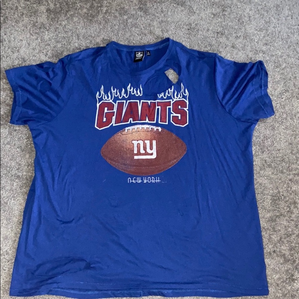 women’s giants t-shirt